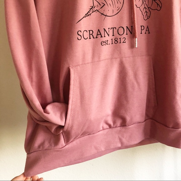 Schrute Farms Hooded Pink Graphic Sweatshirt Sz.S - Picture 8 of 8